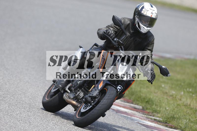 Archiv-2025/09 22.04.2025 Cornu Master School ADR/gruen-vert/43